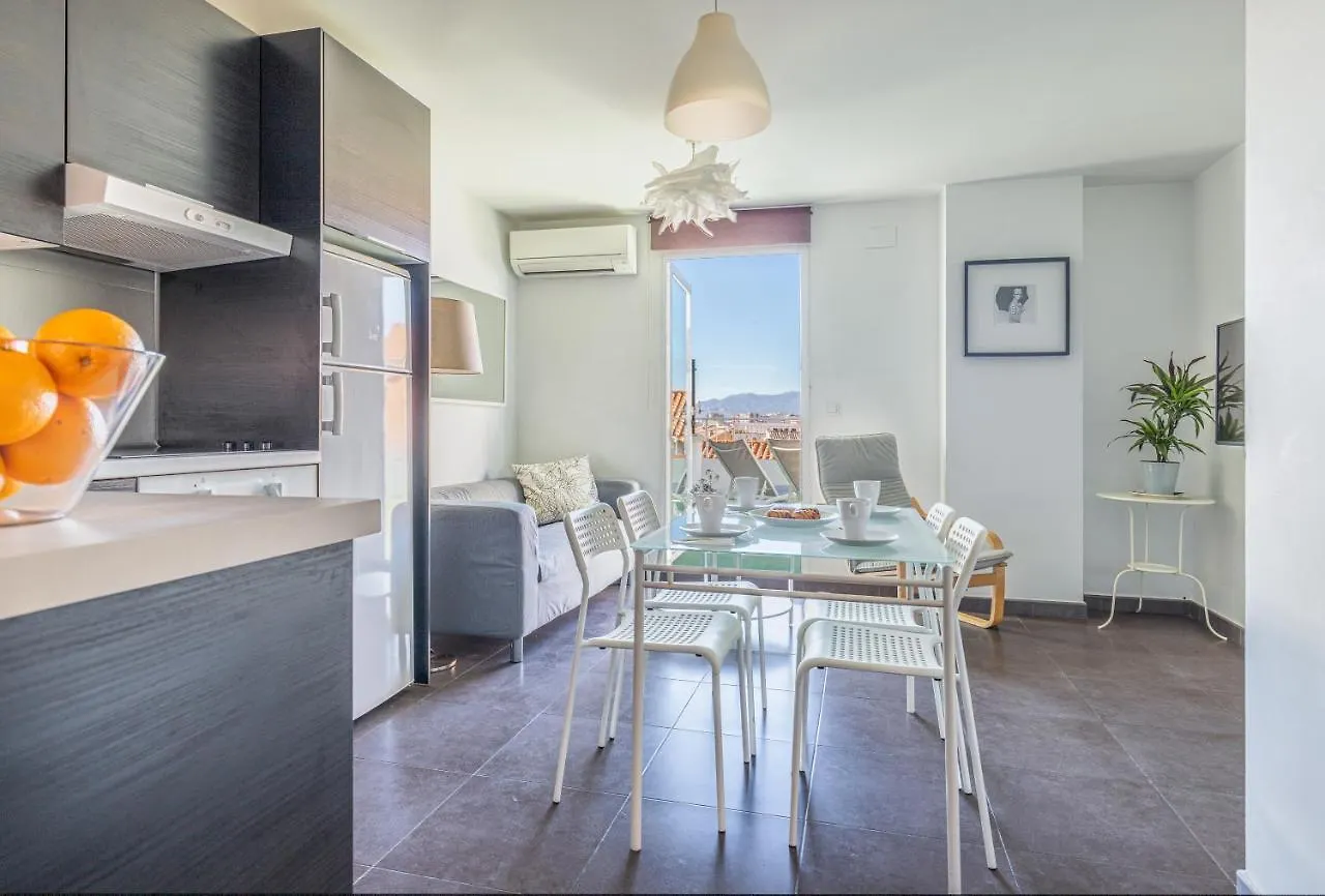 Fun Building Duplexes By Homeabout Málaga Appartement