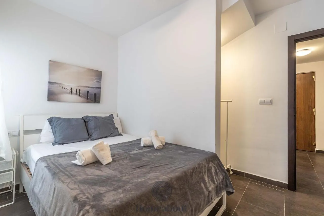 Apartmán Homeabout La Merced Duplexes Màlaga