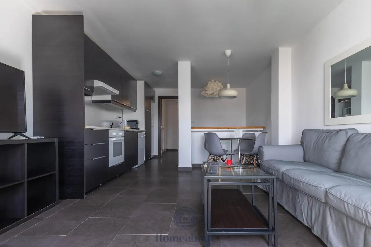 Fun Building Duplexes By Homeabout Málaga Appartement