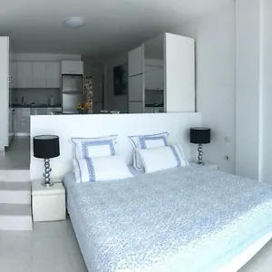 https://las-barandas.tenerifehoteles.net