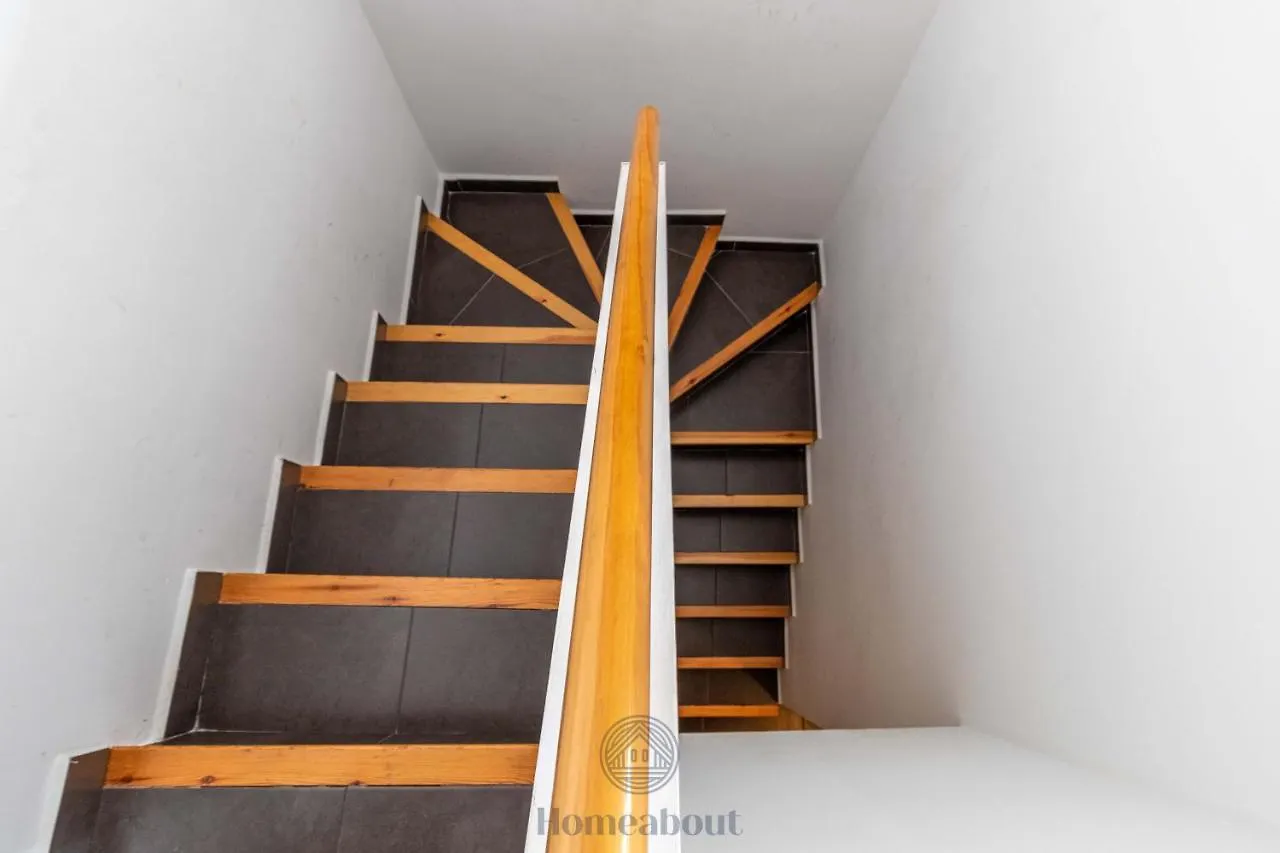公寓 Fun Building Duplexes By Homeabout 马拉加