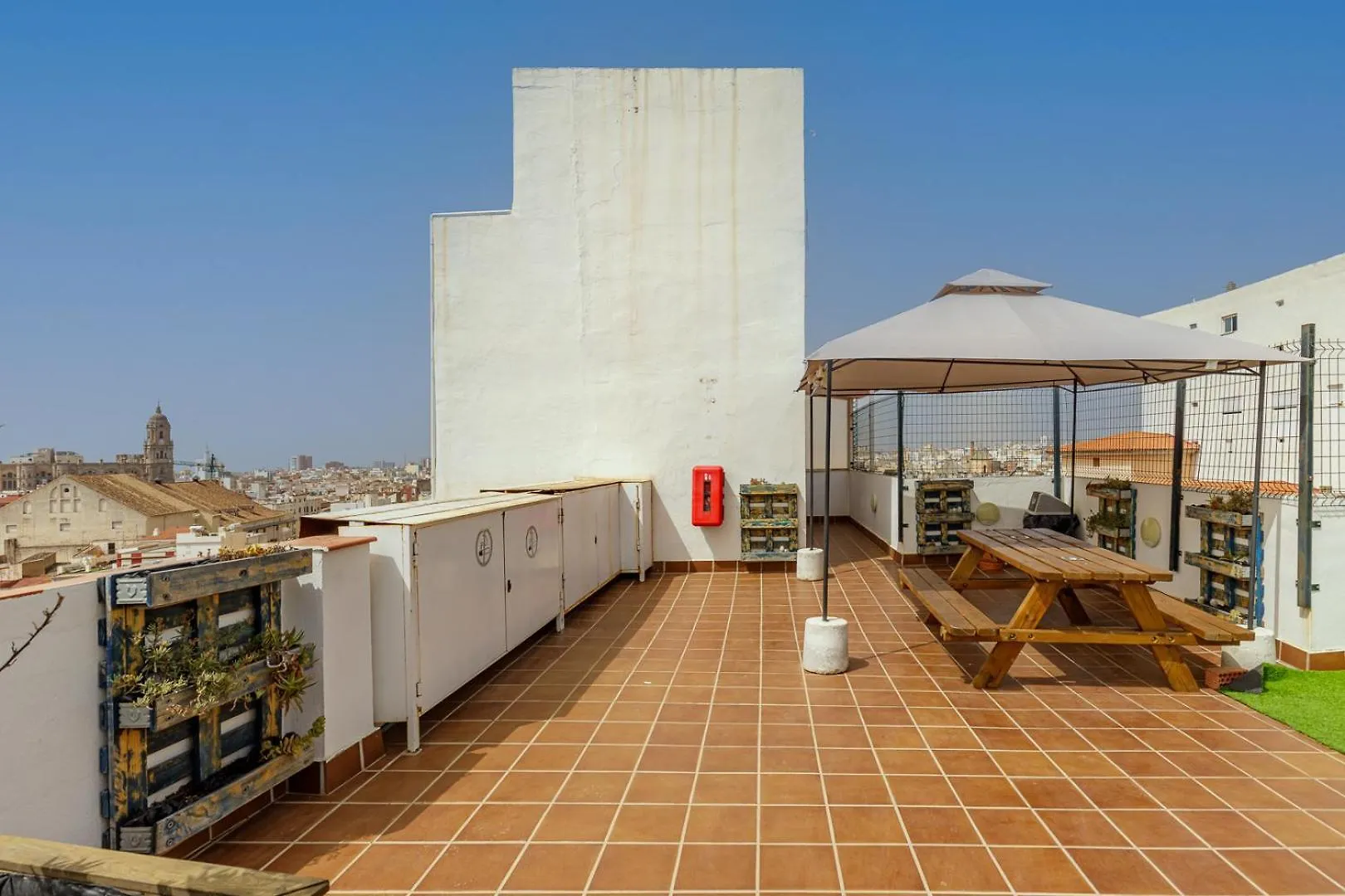 Fun Building Duplexes By Homeabout مالقة